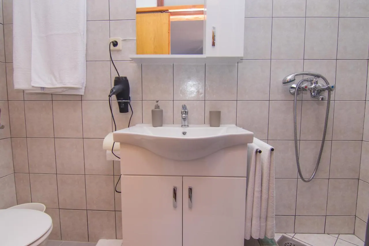Villa Rustika Malinska Bed & Breakfast