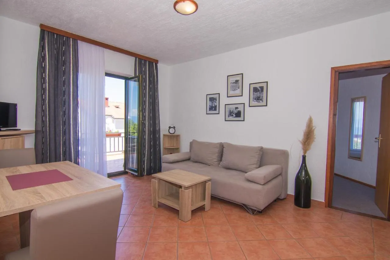 Villa Rustika Malinska Bed & Breakfast