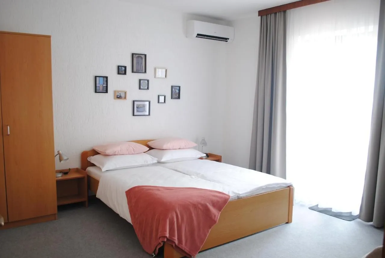 Bed & Breakfast Villa Rustika Malinska Croatia